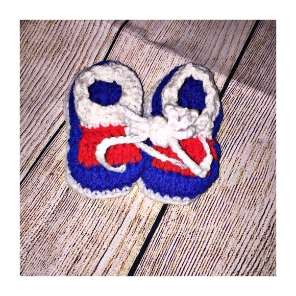 Homemade Infant Booties Size 6-12 Months - Picture 1 of 3